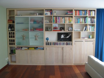 boekenkast van essenhout